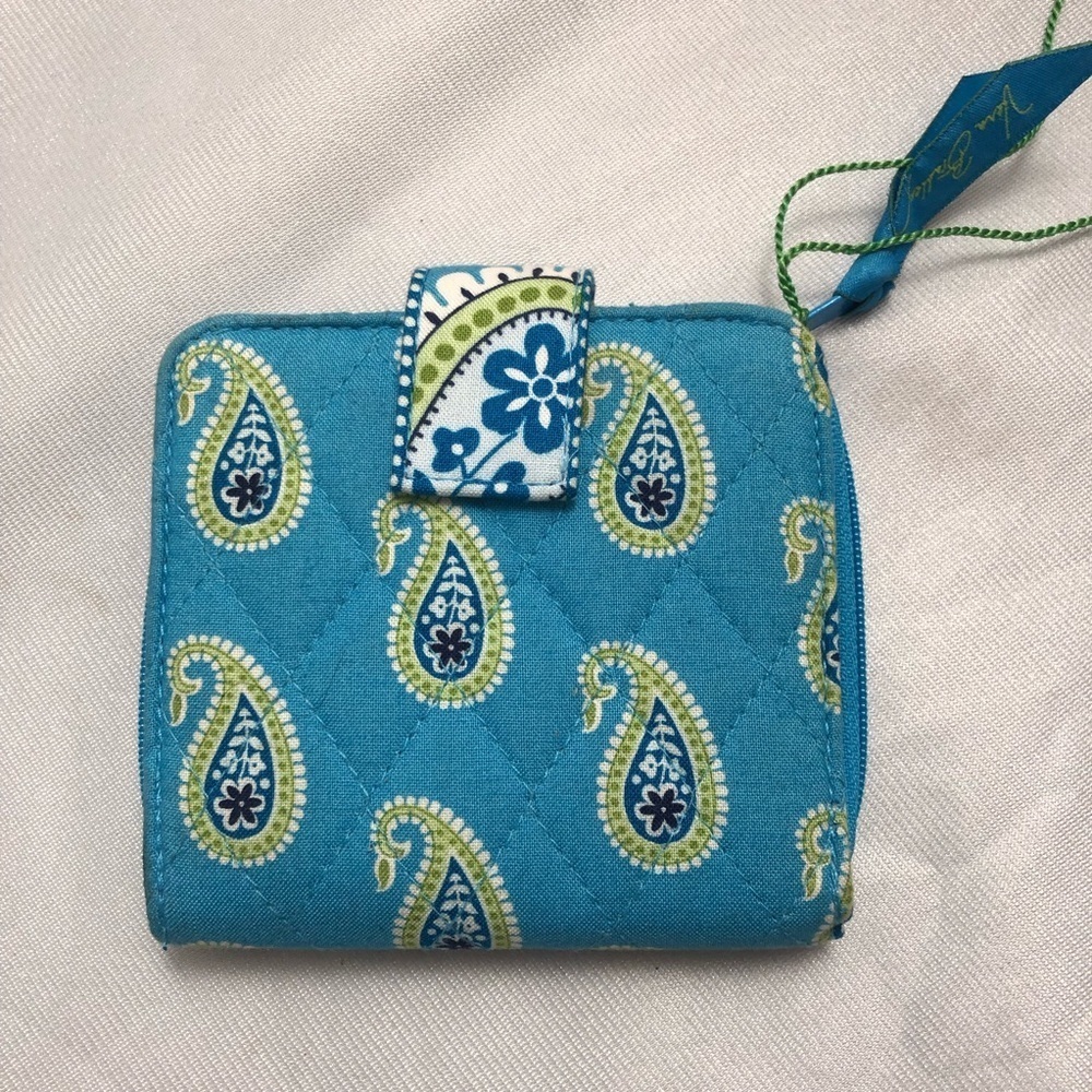 Vera Bradley Bermuda Blue multicolor turquoise paisley wallet